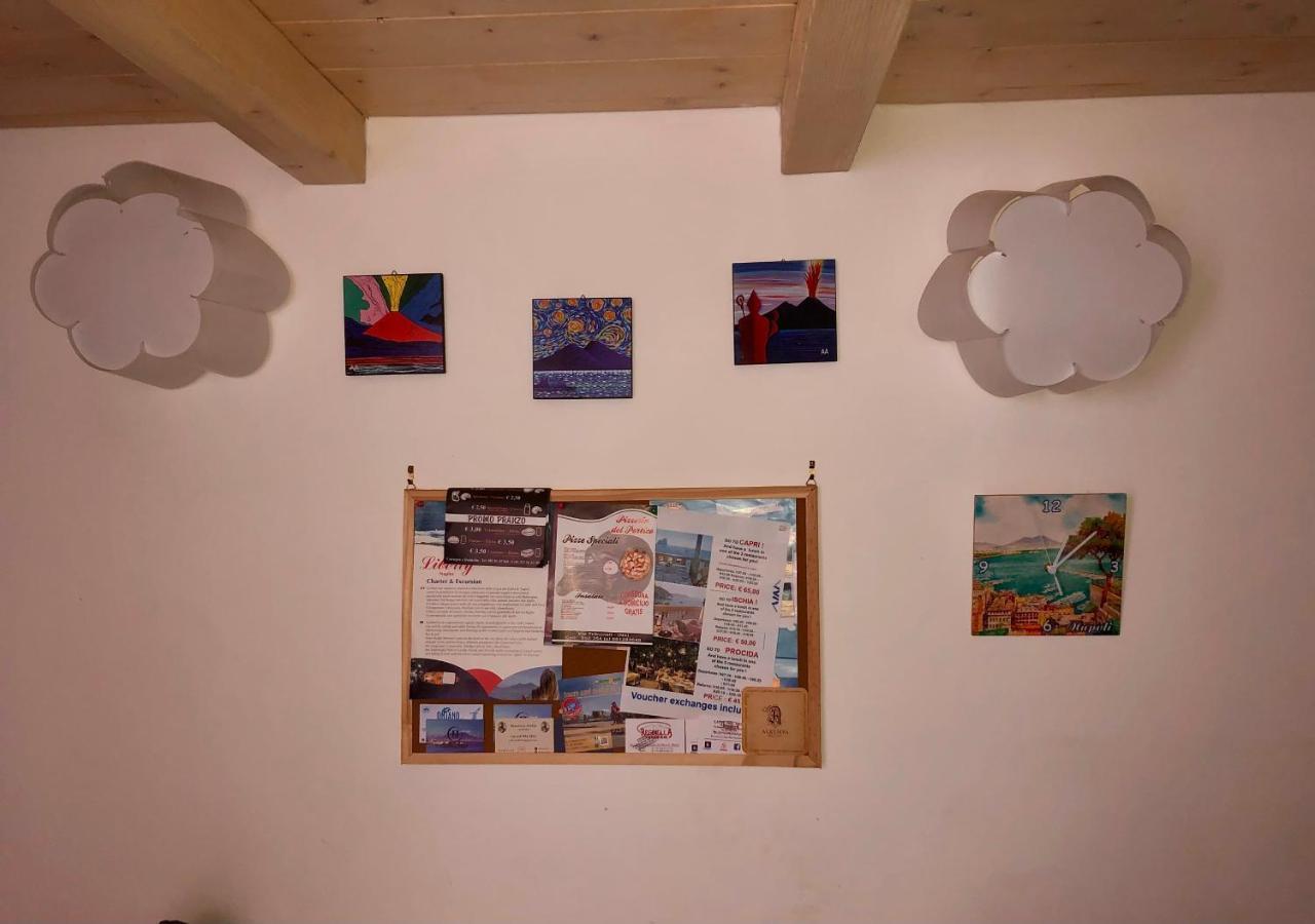 Reginella Holiday Home Napoli Bagian luar foto