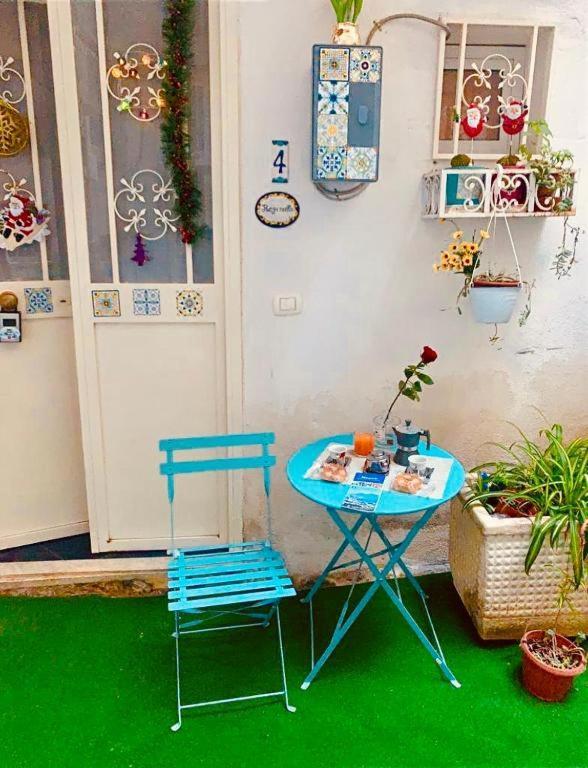 Reginella Holiday Home Napoli Bagian luar foto