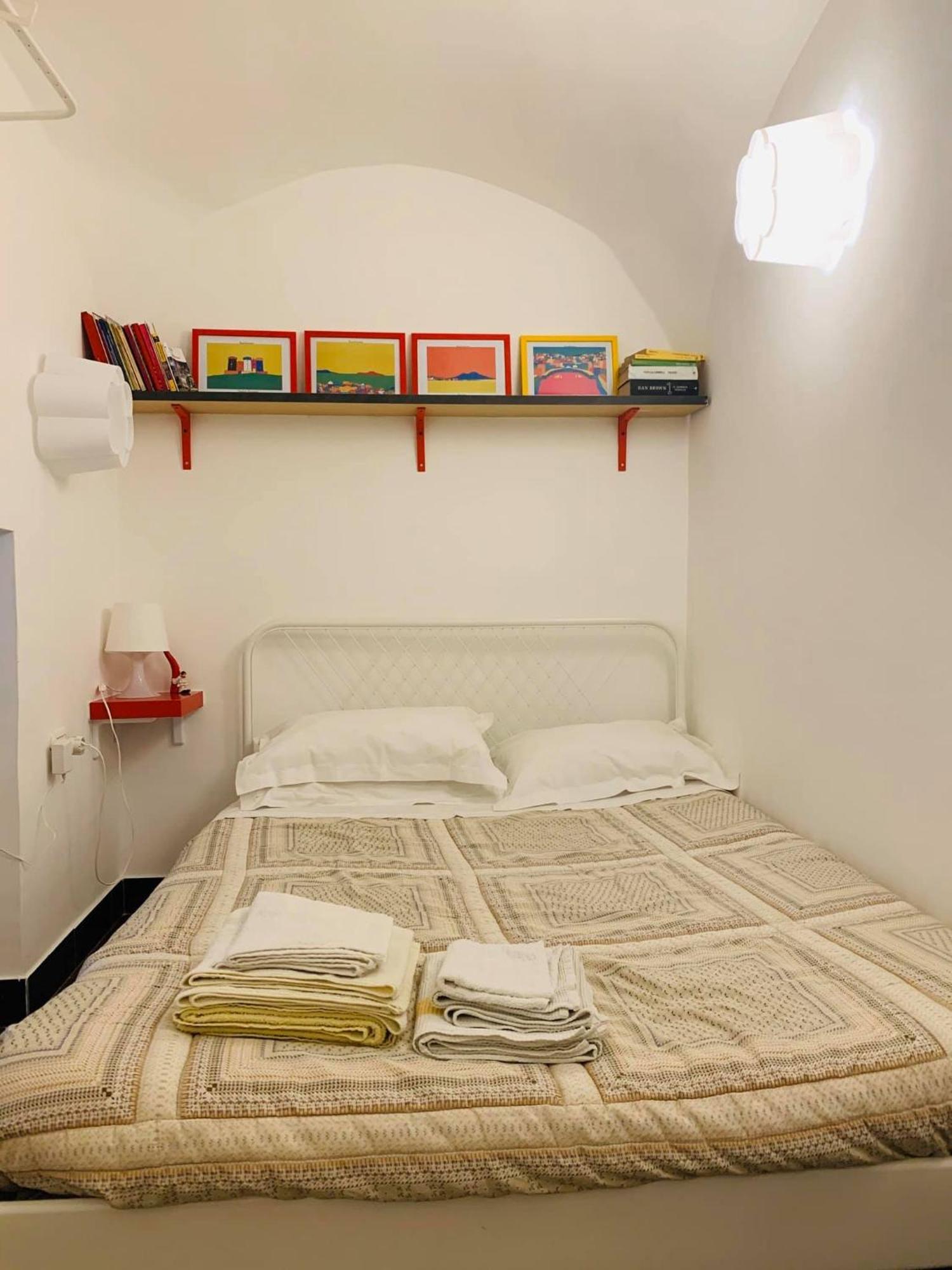 Reginella Holiday Home Napoli Bagian luar foto