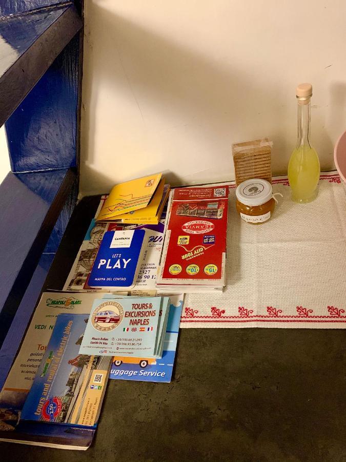 Reginella Holiday Home Napoli Bagian luar foto